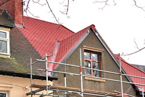 rawdon replaceing_tiles_on_roof